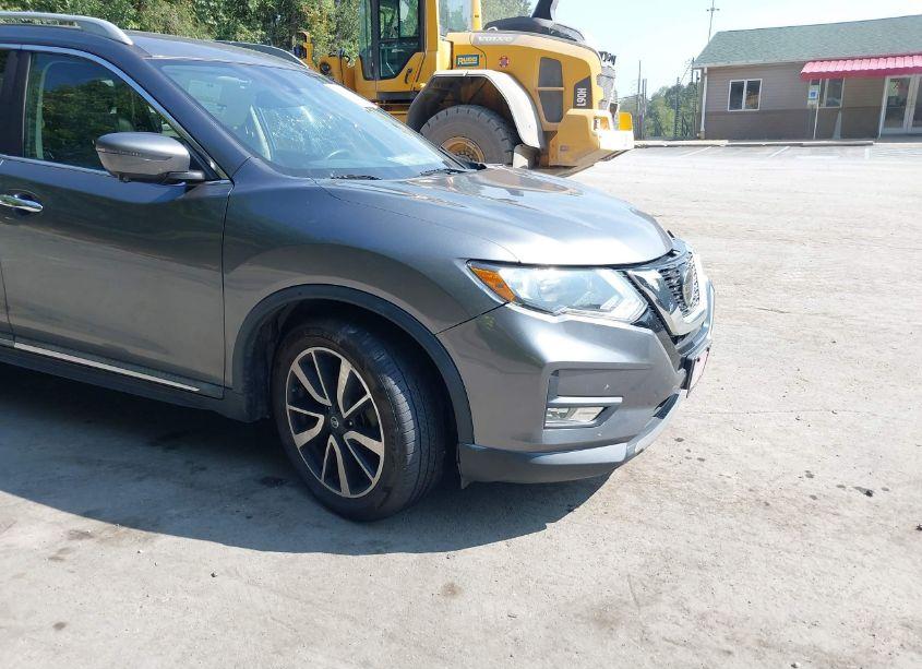 Photo 18 of 2019 Nissan Rogue SL (VIN 5N1AT2MV2KC755242)