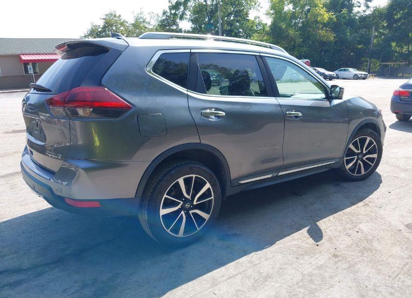 Photo 4 of 2019 Nissan Rogue SL (VIN 5N1AT2MV2KC755242)