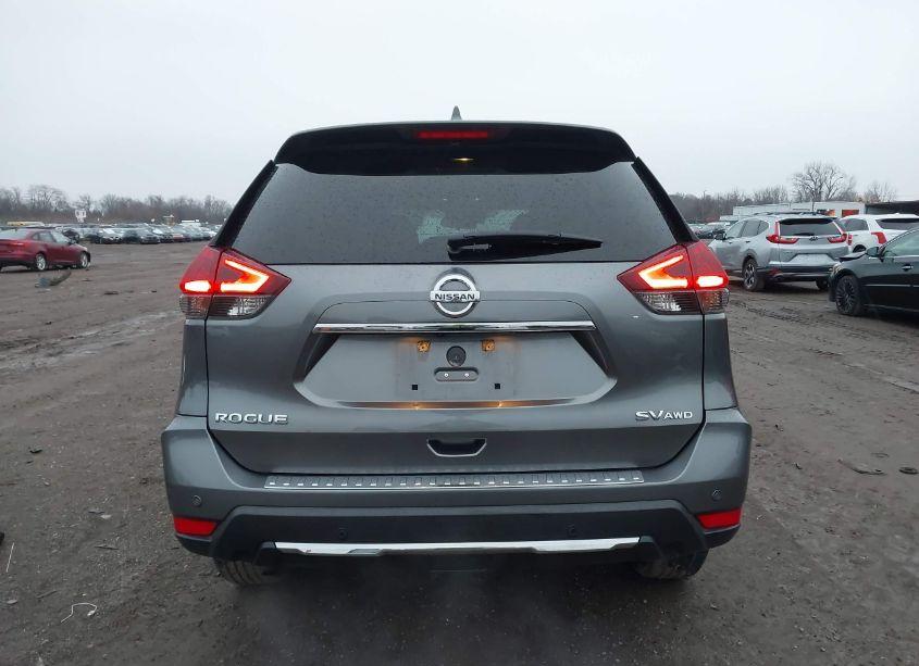 Photo 16 of 2019 Nissan Rogue SV (VIN 5N1AT2MV2KC772011)