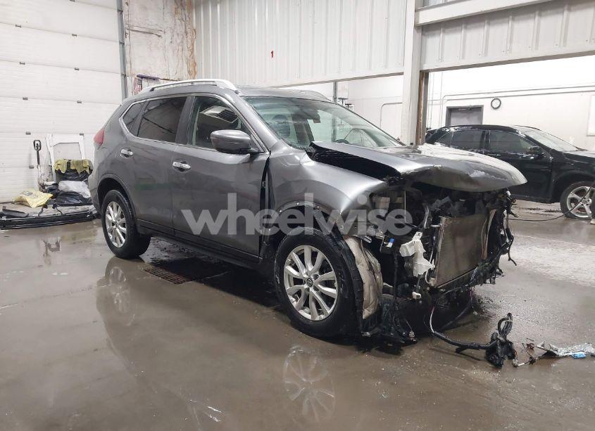 2019 Nissan Rogue SV (VIN 5N1AT2MV2KC783204) main photo