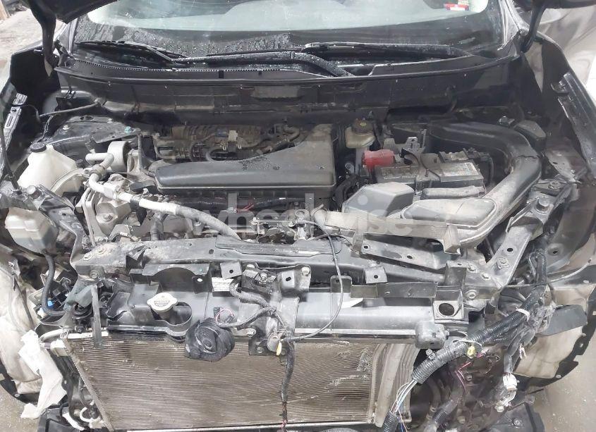 Photo 10 of 2019 Nissan Rogue SV (VIN 5N1AT2MV2KC783204)