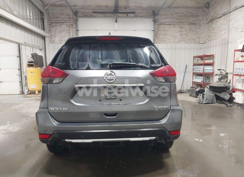 Photo 17 of 2019 Nissan Rogue SV (VIN 5N1AT2MV2KC783204)