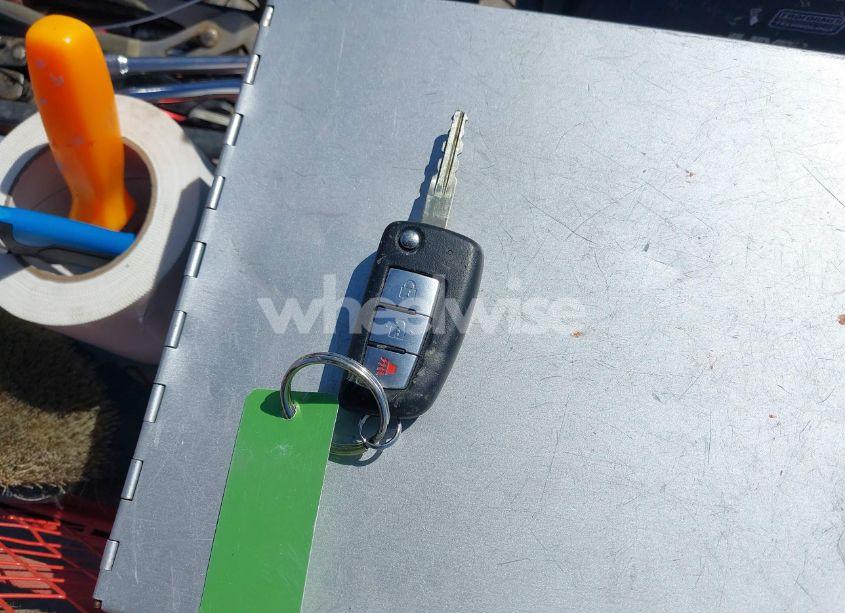 Photo 11 of 2019 Nissan Rogue S (VIN 5N1AT2MV2KC798639)