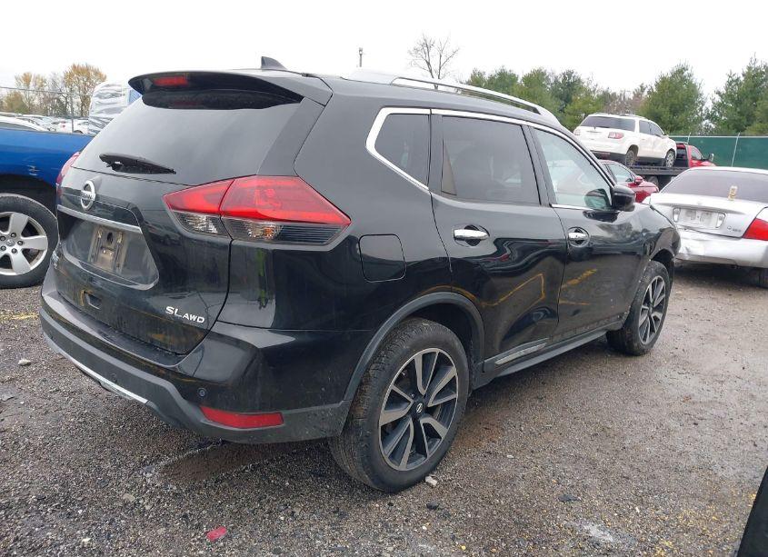 Photo 4 of 2019 Nissan Rogue SL (VIN 5N1AT2MV2KC802575)