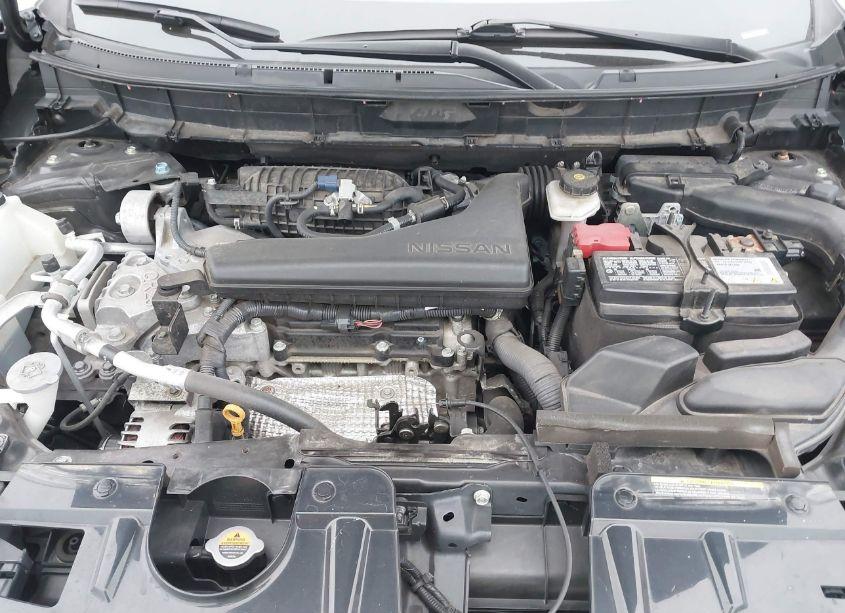 Photo 10 of 2019 Nissan Rogue SL (VIN 5N1AT2MV2KC808246)