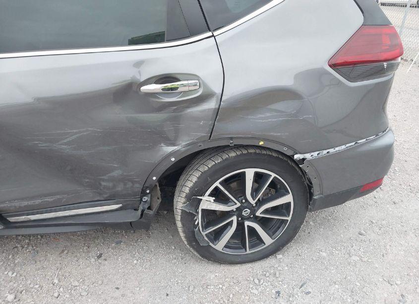 Photo 6 of 2019 Nissan Rogue SL (VIN 5N1AT2MV2KC808246)