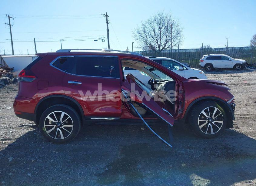 Photo 12 of 2019 Nissan Rogue SL (VIN 5N1AT2MV2KC835902)