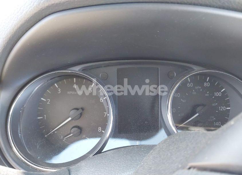 Photo 7 of 2019 Nissan Rogue SL (VIN 5N1AT2MV2KC835902)