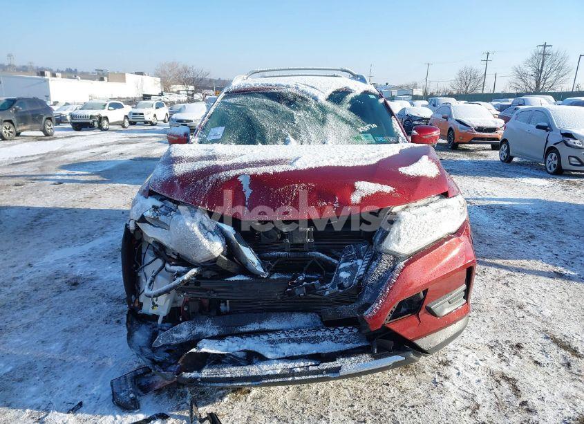 Photo 11 of 2019 Nissan Rogue SV (VIN 5N1AT2MV2KC837939)