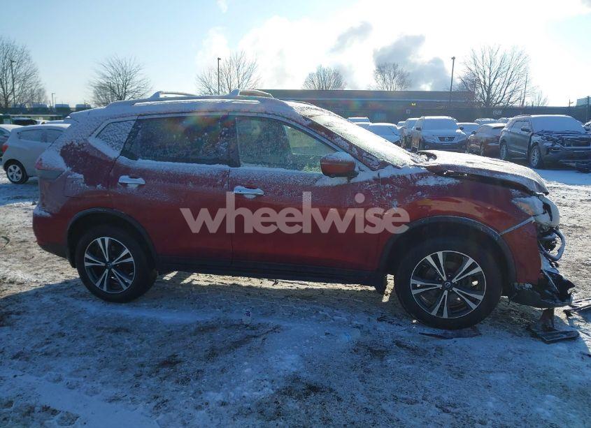 Photo 12 of 2019 Nissan Rogue SV (VIN 5N1AT2MV2KC837939)