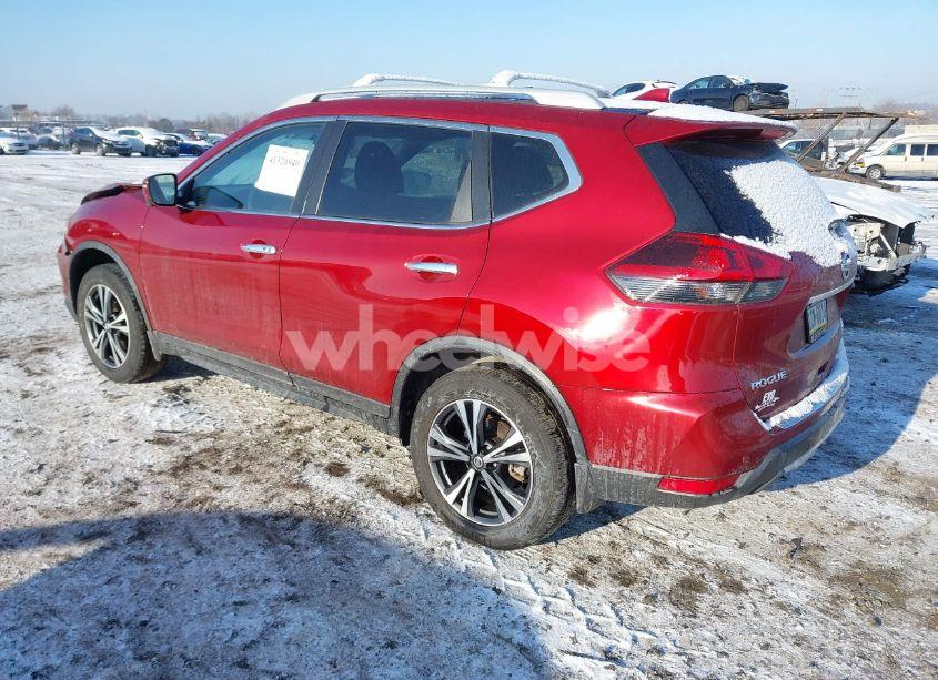 Photo 3 of 2019 Nissan Rogue SV (VIN 5N1AT2MV2KC837939)
