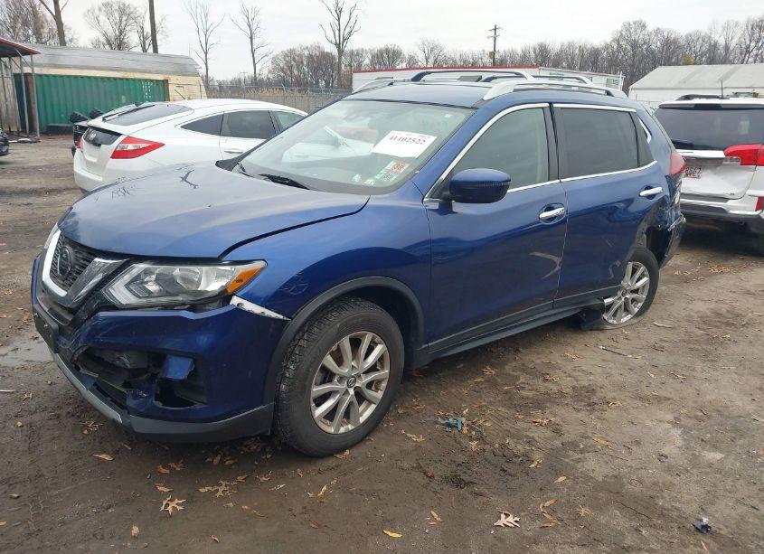 Photo 2 of 2020 Nissan Rogue SV INTELLIGENT AWD (VIN 5N1AT2MV2LC750382)