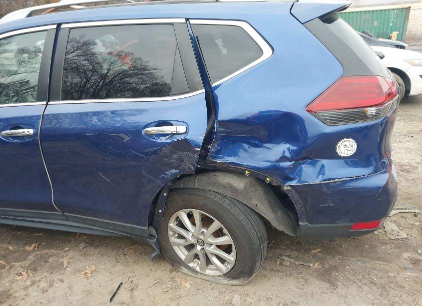 Photo 6 of 2020 Nissan Rogue SV INTELLIGENT AWD (VIN 5N1AT2MV2LC750382)