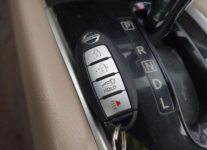 Photo 11 of 2014 Nissan Rogue SL (VIN 5N1AT2MV3EC850770)