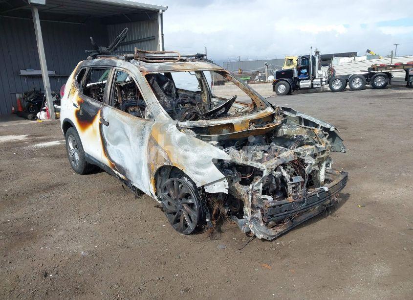 2014 Nissan Rogue SL (VIN 5N1AT2MV3EC859873) main photo