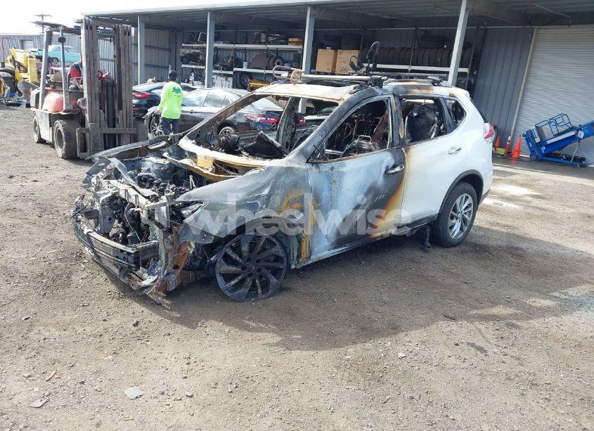 Photo 2 of 2014 Nissan Rogue SL (VIN 5N1AT2MV3EC859873)