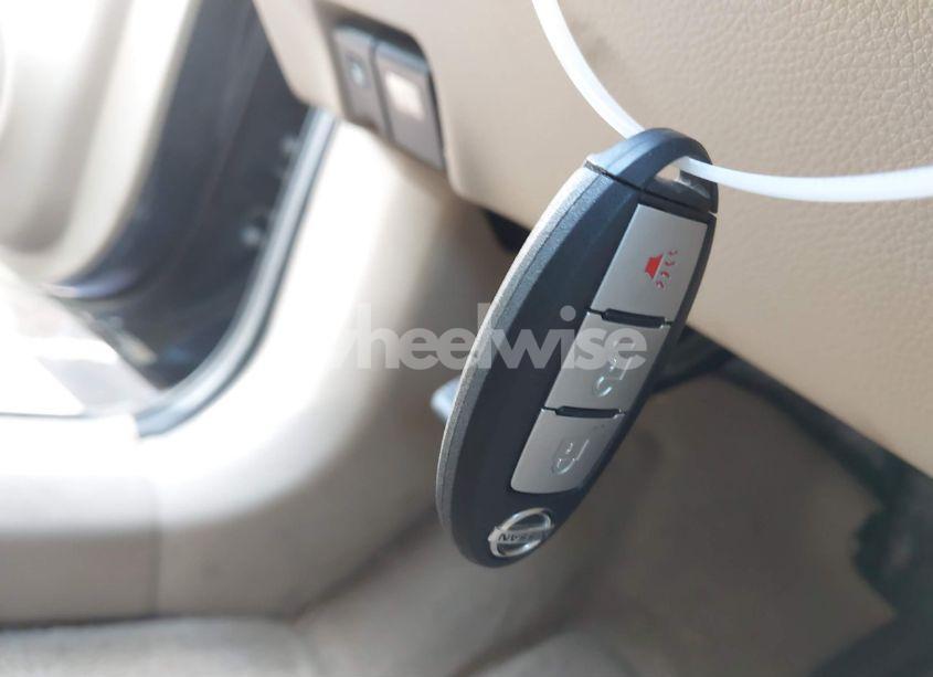 Photo 11 of 2015 Nissan Rogue SV (VIN 5N1AT2MV3FC759340)