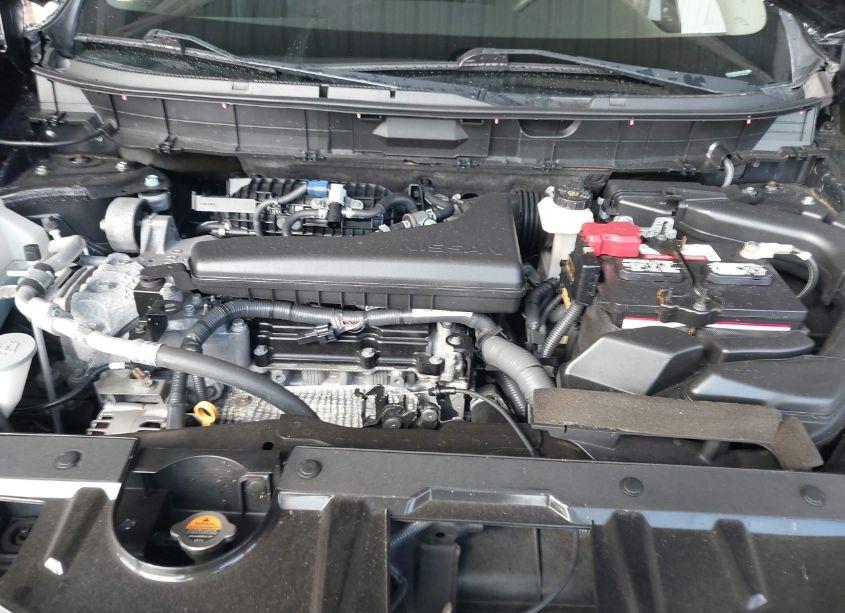 Photo 10 of 2015 Nissan Rogue SV (VIN 5N1AT2MV3FC765445)