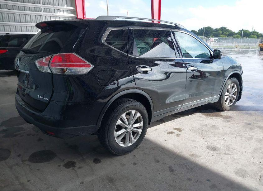 Photo 4 of 2015 Nissan Rogue SV (VIN 5N1AT2MV3FC765445)