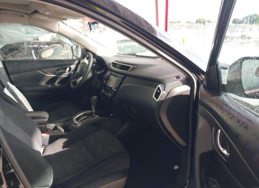 Photo 5 of 2015 Nissan Rogue SV (VIN 5N1AT2MV3FC765445)