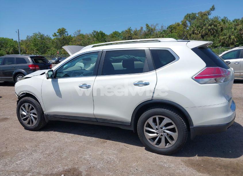 Photo 15 of 2015 Nissan Rogue SL (VIN 5N1AT2MV3FC766613)
