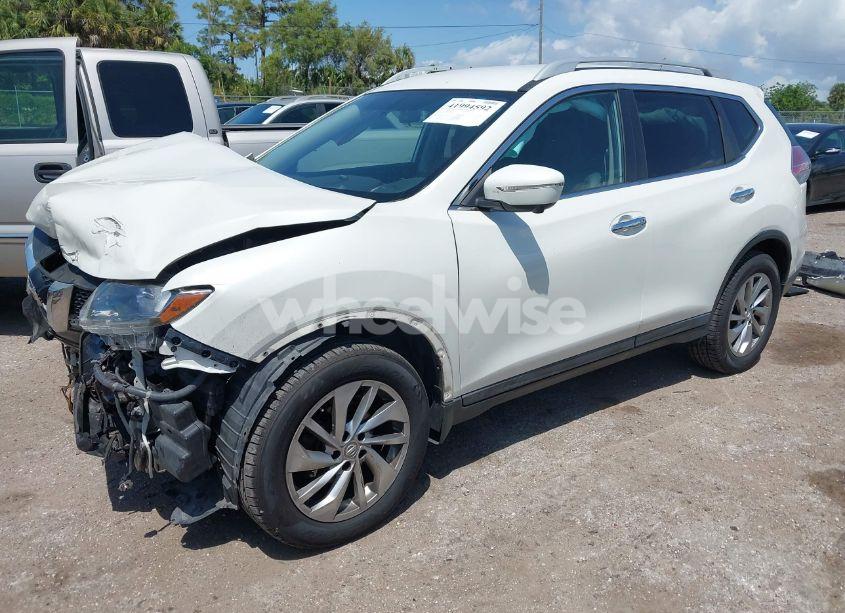 Photo 2 of 2015 Nissan Rogue SL (VIN 5N1AT2MV3FC766613)