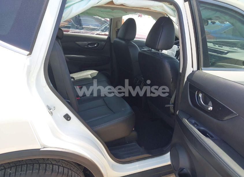 Photo 8 of 2015 Nissan Rogue SL (VIN 5N1AT2MV3FC766613)