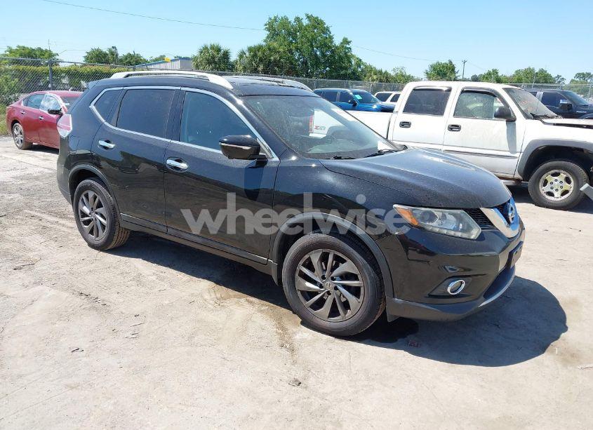 2015 Nissan Rogue SL (VIN 5N1AT2MV3FC810951) main photo