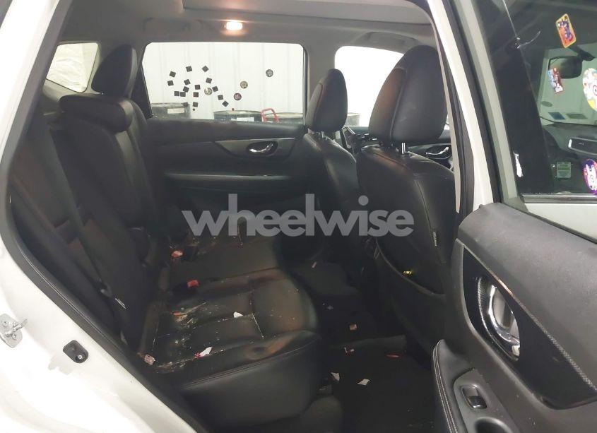 Photo 8 of 2015 Nissan Rogue SL (VIN 5N1AT2MV3FC811503)