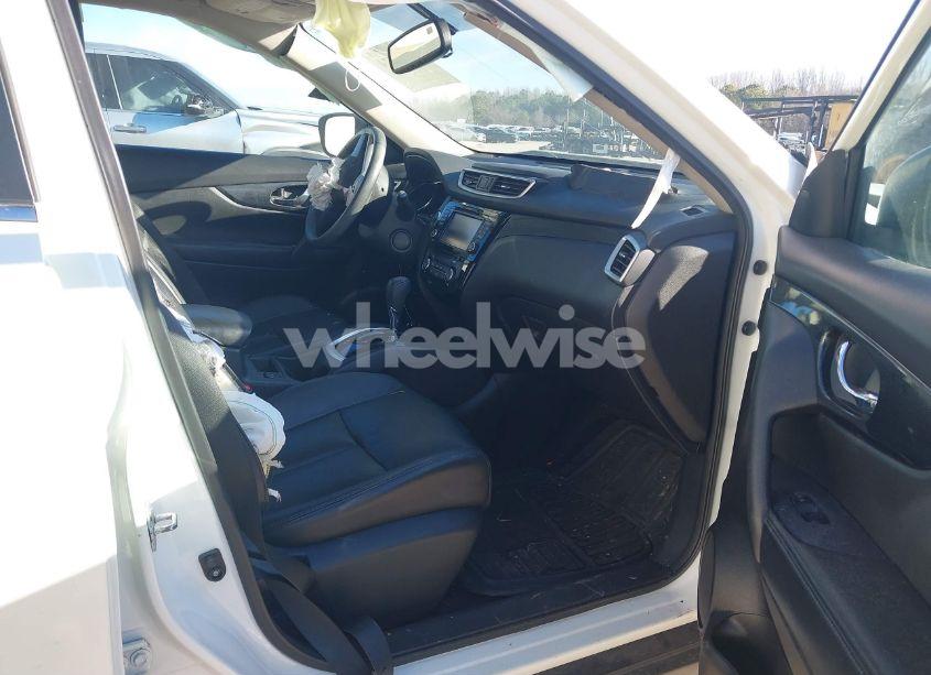 Photo 5 of 2015 Nissan Rogue SL (VIN 5N1AT2MV3FC816717)