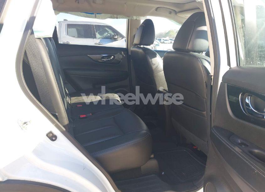 Photo 8 of 2015 Nissan Rogue SL (VIN 5N1AT2MV3FC816717)