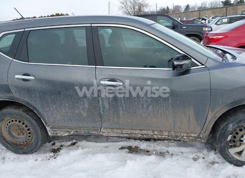 Photo 13 of 2015 Nissan Rogue S/SL/SV (VIN 5N1AT2MV3FC822453)