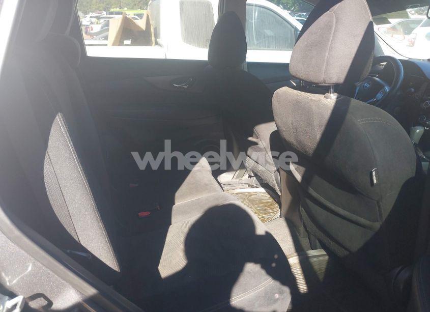 Photo 8 of 2015 Nissan Rogue SV (VIN 5N1AT2MV3FC834683)