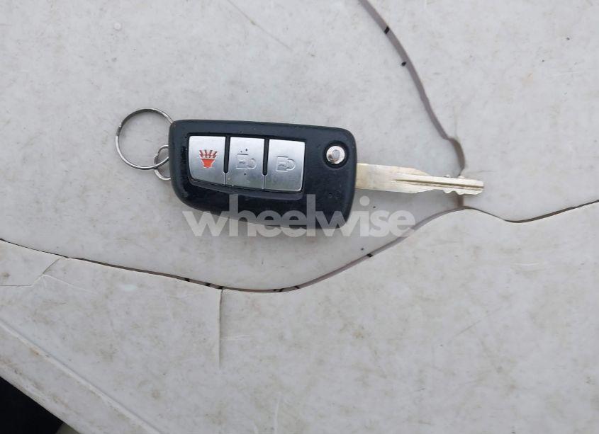 Photo 11 of 2015 Nissan Rogue S (VIN 5N1AT2MV3FC841567)