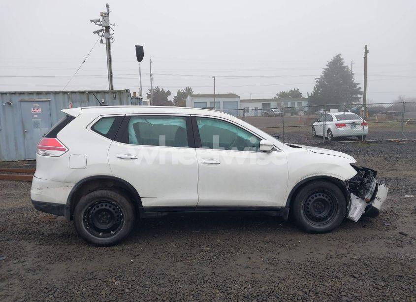 Photo 13 of 2015 Nissan Rogue S (VIN 5N1AT2MV3FC841567)