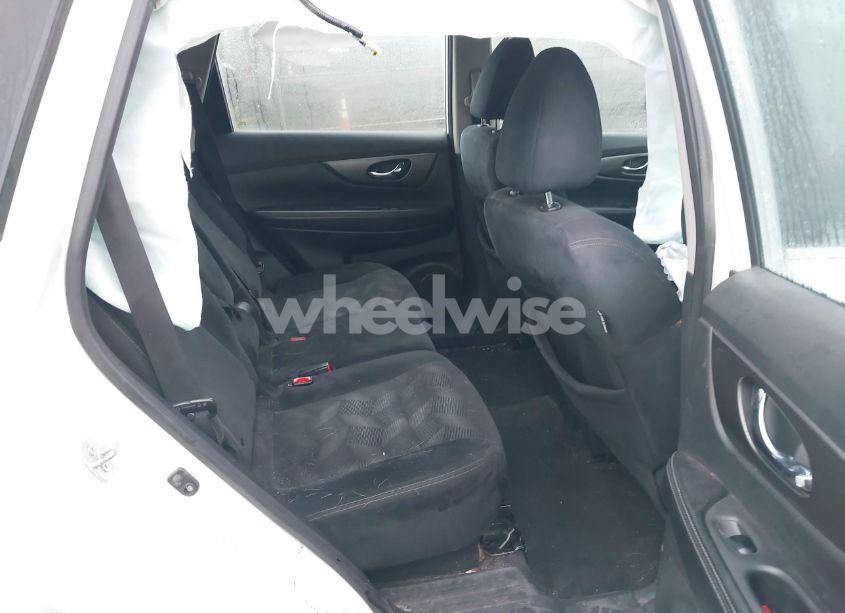 Photo 8 of 2015 Nissan Rogue S (VIN 5N1AT2MV3FC841567)