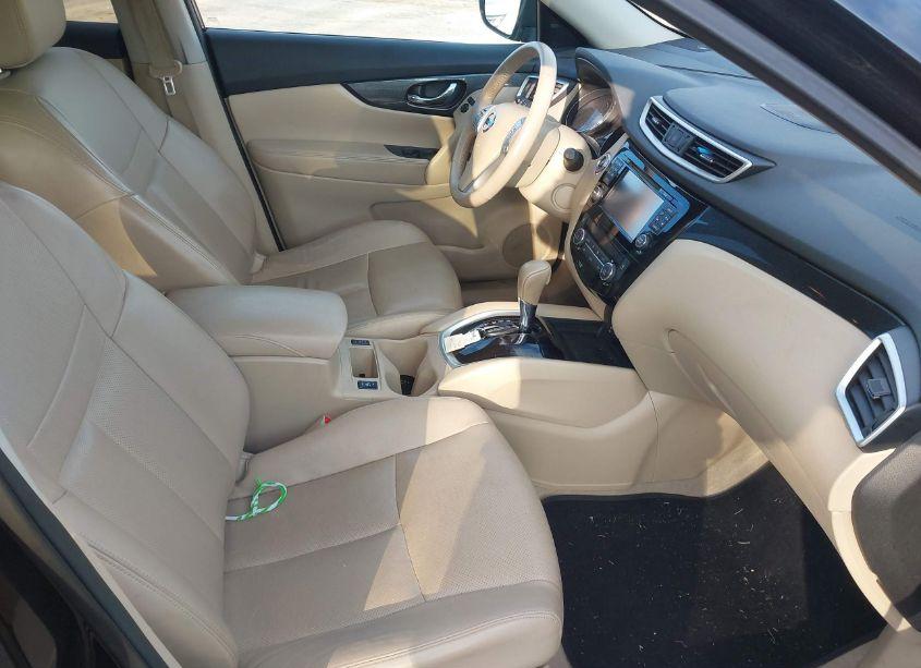 Photo 5 of 2015 Nissan Rogue SL (VIN 5N1AT2MV3FC842816)