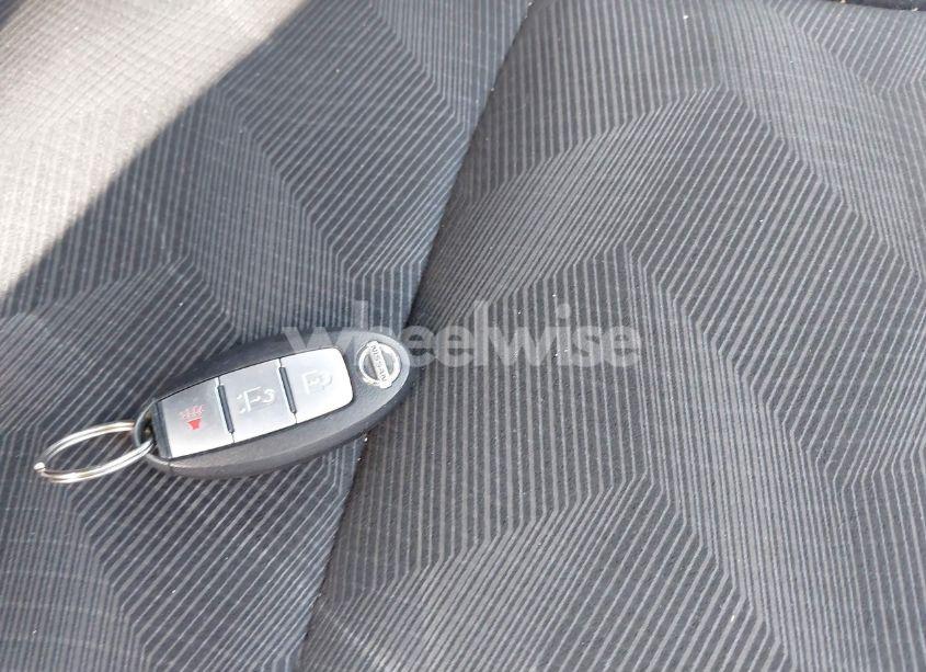 Photo 11 of 2015 Nissan Rogue SV (VIN 5N1AT2MV3FC855761)