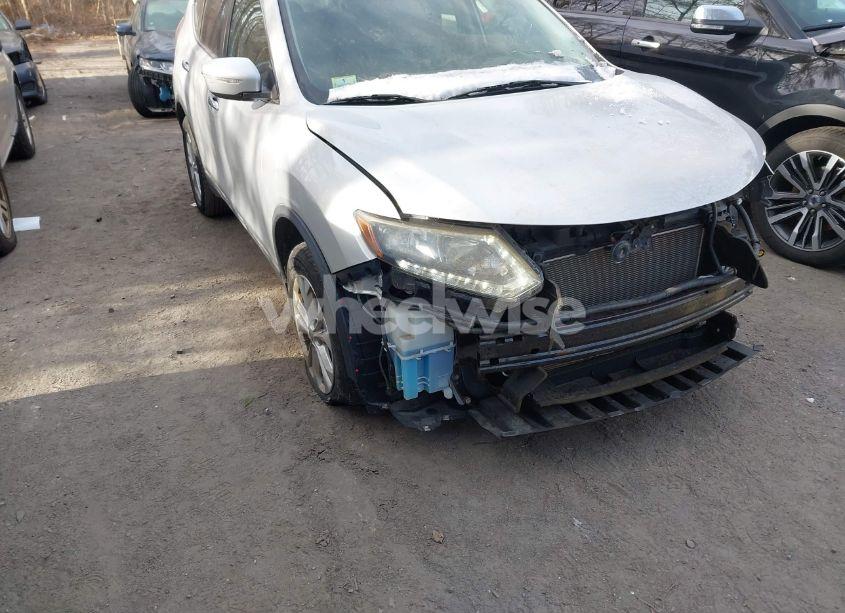 Photo 18 of 2015 Nissan Rogue SV (VIN 5N1AT2MV3FC855761)