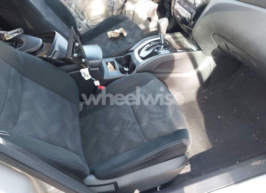 Photo 8 of 2015 Nissan Rogue SV (VIN 5N1AT2MV3FC855761)