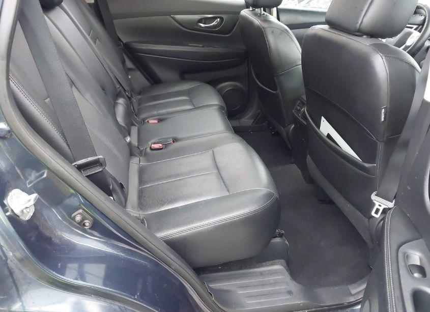 Photo 8 of 2015 Nissan Rogue SL (VIN 5N1AT2MV3FC902027)