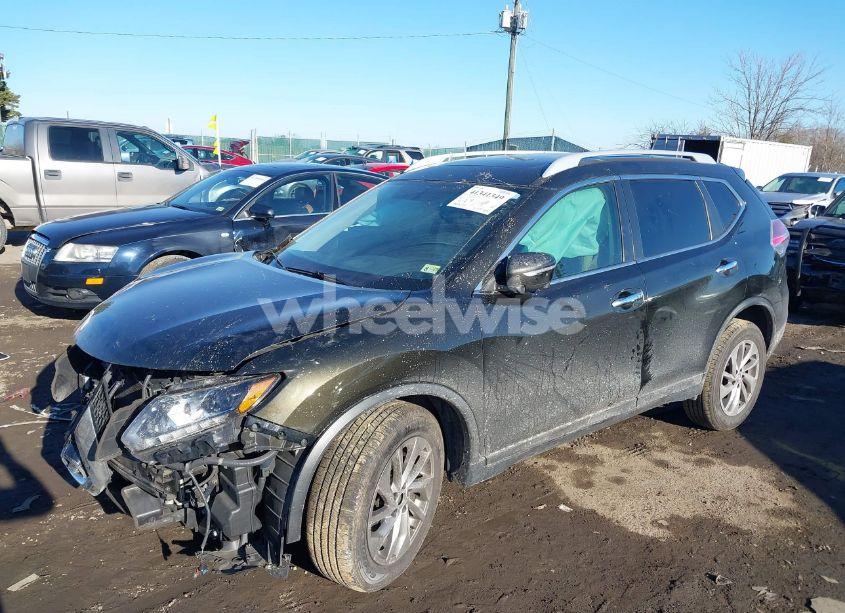 Photo 2 of 2015 Nissan Rogue SL (VIN 5N1AT2MV3FC906112)