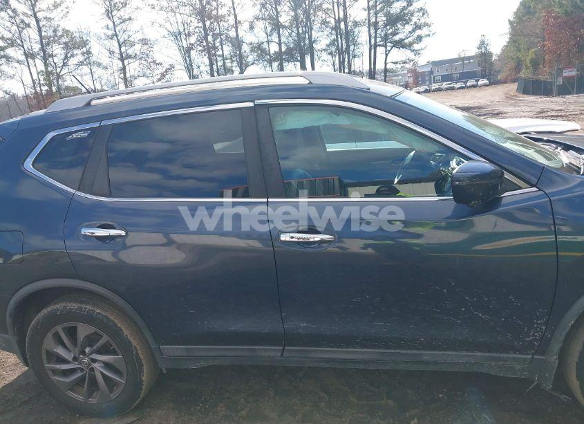 Photo 13 of 2016 Nissan Rogue SL (VIN 5N1AT2MV3GC781243)