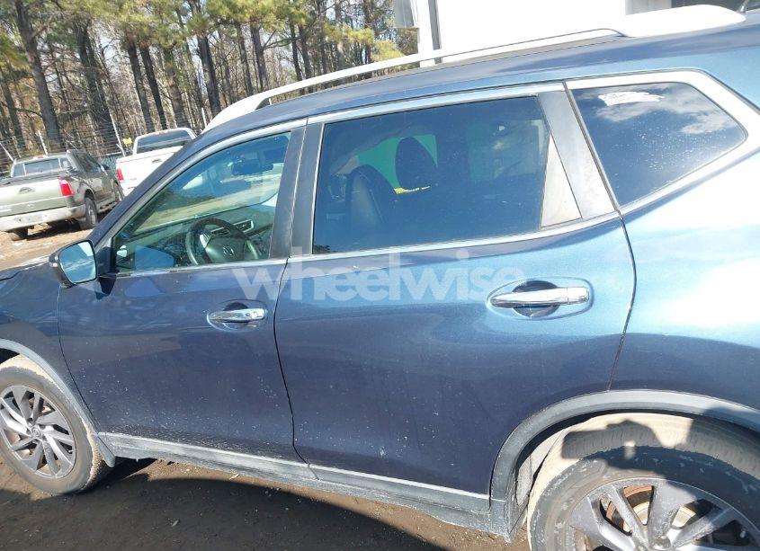 Photo 14 of 2016 Nissan Rogue SL (VIN 5N1AT2MV3GC781243)