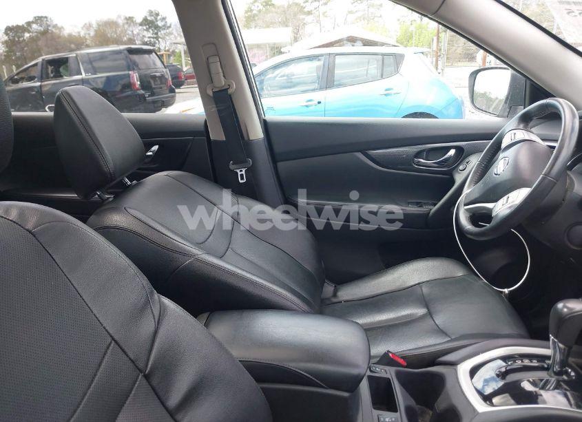 Photo 5 of 2016 Nissan Rogue SL (VIN 5N1AT2MV3GC924224)