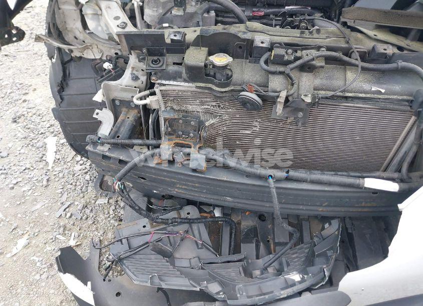 Photo 6 of 2016 Nissan Rogue SL (VIN 5N1AT2MV3GC924224)