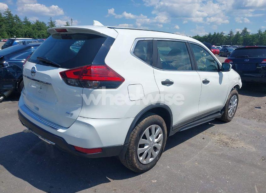 Photo 4 of 2017 Nissan Rogue S (VIN 5N1AT2MV3HC785679)