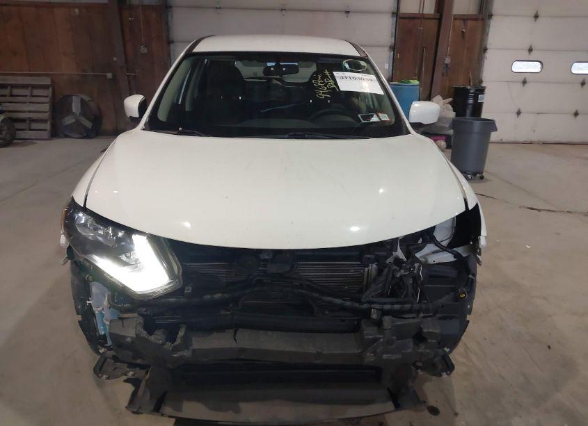 Photo 13 of 2017 Nissan Rogue S (VIN 5N1AT2MV3HC811858)