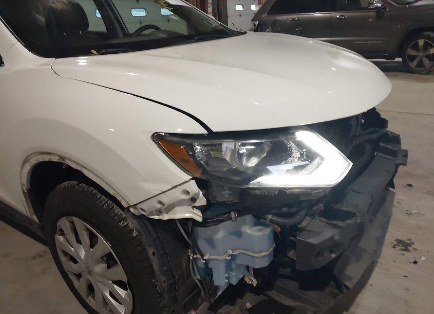 Photo 19 of 2017 Nissan Rogue S (VIN 5N1AT2MV3HC811858)