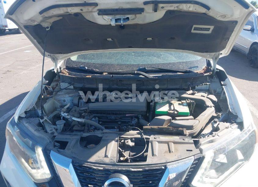 Photo 10 of 2017 Nissan Rogue S (VIN 5N1AT2MV3HC825257)
